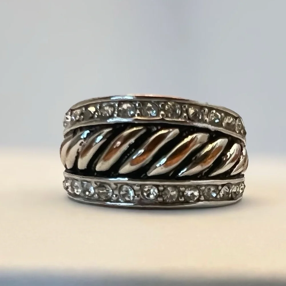 Cable Band Ring - Picture 2 of 3